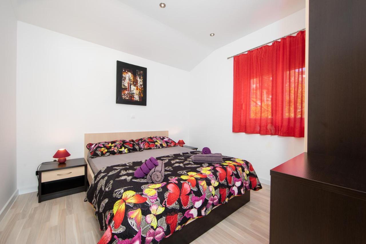 Villa Filip Živogošće Εξωτερικό φωτογραφία